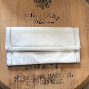 Banana Republic Cream leather clutch